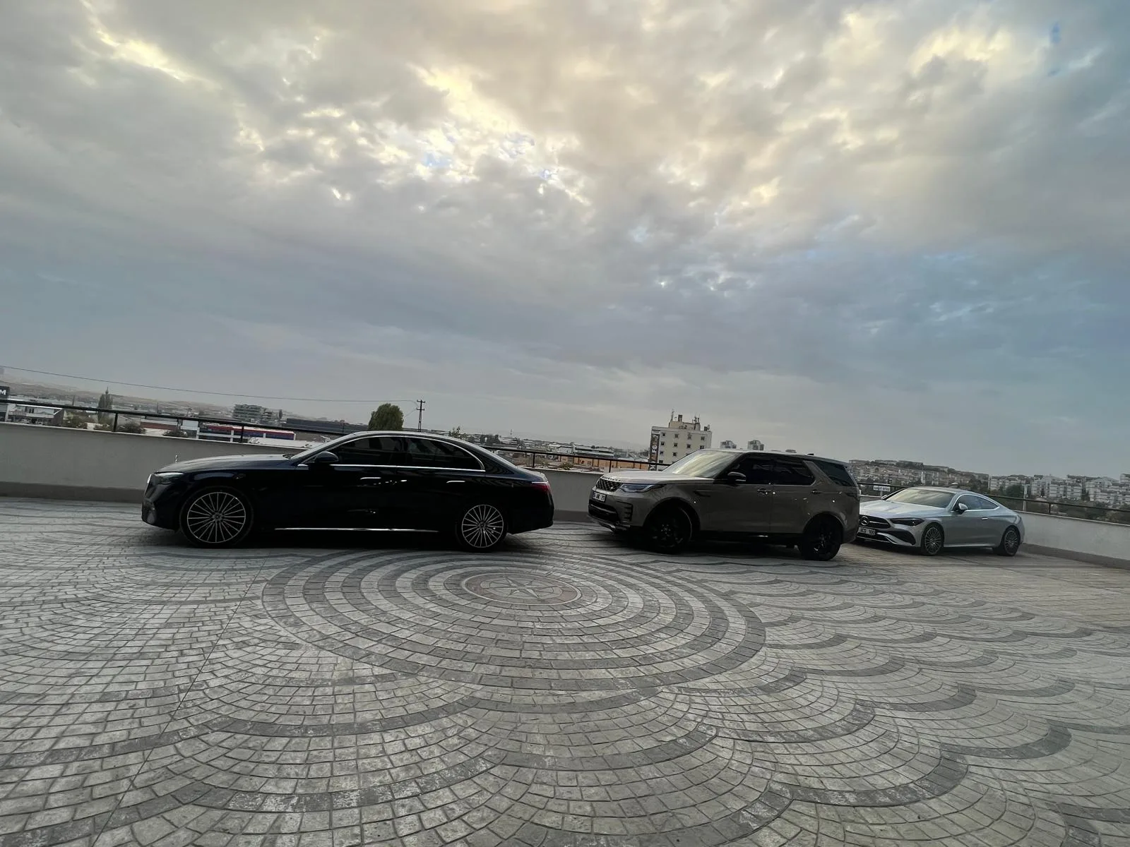 Konsey Özel Servis araç kabul alanı